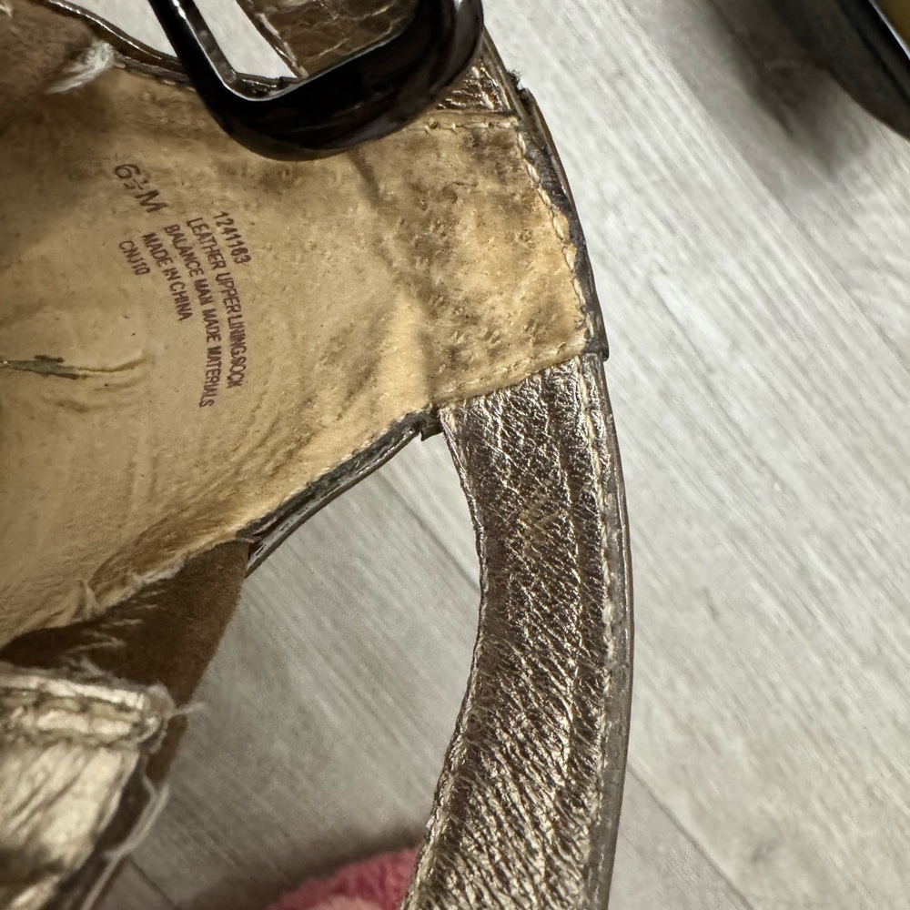 Sofft Olive Patent & Suede Strappy Peep-Toe Heels - Picture 4 of 6